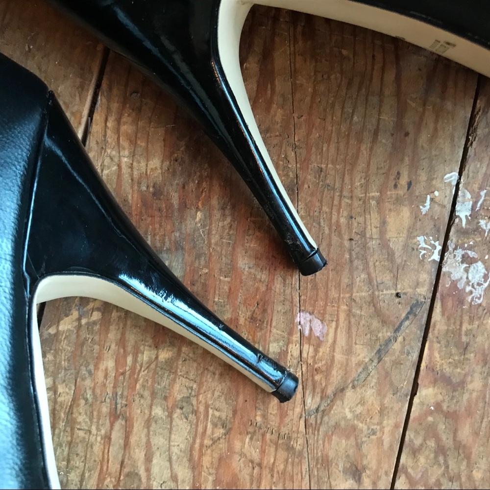 White House Black Market “Emilia” tassel stiletto - Picture 8 of 8